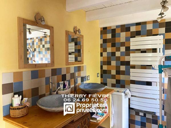 Bourgueil 37140 - Maison éco responsable, clés en main de 85 m2 sur un terrain paysager et arboré de 5100 M2 avec dépendances