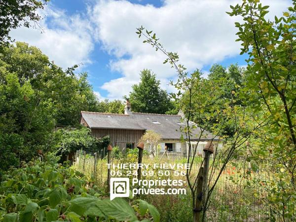 Bourgueil 37140 - Maison éco responsable, clés en main de 85 m2 sur un terrain paysager et arboré de 5100 M2 avec dépendances