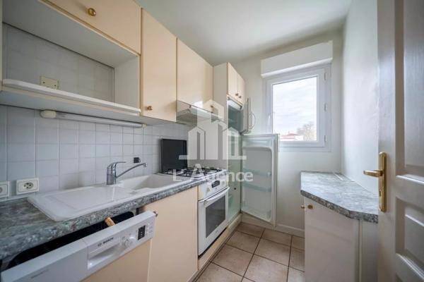 ROYAN HYPERCENTRE - APPARTEMENT 3 PIECES