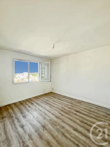 Appartement T3 à vendre  3 pièces - 64 m 2   MARSEILLE  - 13011