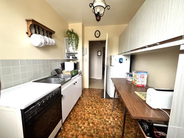 Saint-Clément (89100) Appartement 2 pièces à Saint-Clément