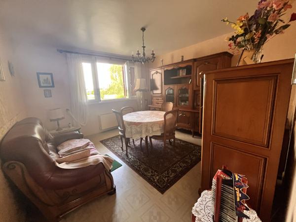 Saint-Clément (89100) Appartement 2 pièces à Saint-Clément