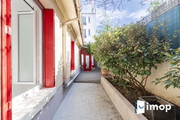 À 5 min du RER Gentilly, maisonnette lumineuse 3 pièces avec terrasse de 25 m² et cave