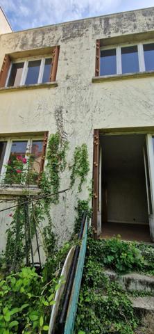 Montjuzet – maison mitoyenne à rénover