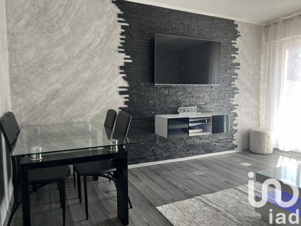 Appartement à vendre 3 pièces 68 m² Saint-Cyr-l'École