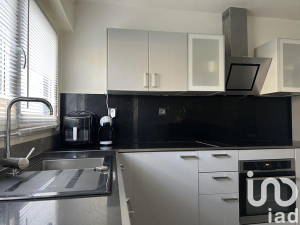 Appartement à vendre 3 pièces 68 m² Saint-Cyr-l'École