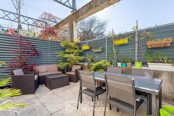 Duplex de caractère esprit loft avec terrasse