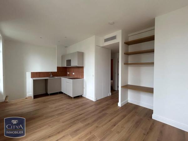 Appartement à louer 4 pièces 66.22m² Cannes (06400)