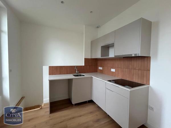 Appartement à louer 4 pièces 66.22m² Cannes (06400)