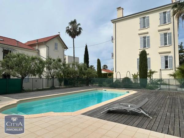 Appartement à louer 4 pièces 66.22m² Cannes (06400)