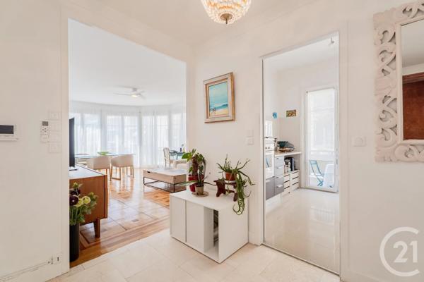 Appartement F2 à vendre  2 pièces - 66,65 m 2   NICE  - 06