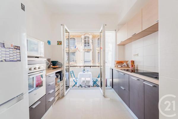 Appartement F2 à vendre  2 pièces - 66,65 m 2   NICE  - 06