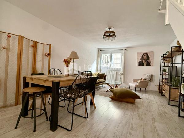 T3 69m2 en duplex avec place de stationnement