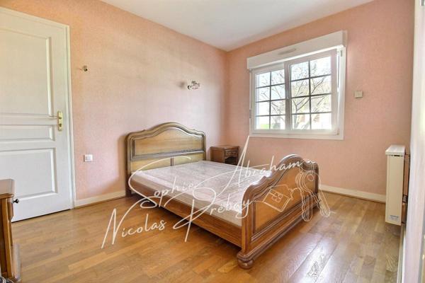 Ensemble immobilier composé de deux habitations avec sous-sol et terrain