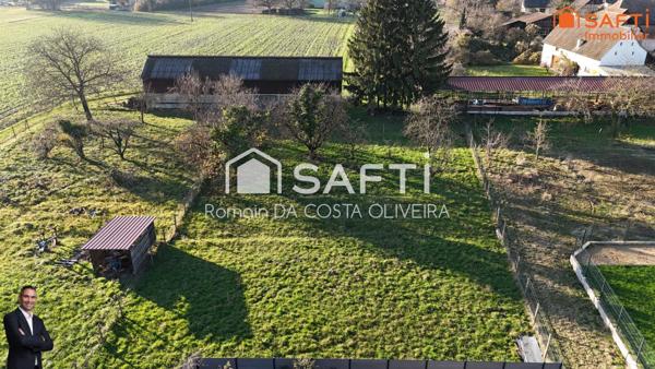 Superbe terrain constructible de 10,93 ares, libre de constructeur et hors lotissement !