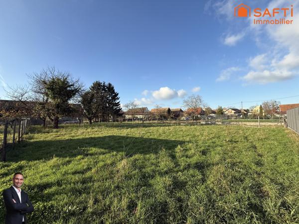 Superbe terrain constructible de 10,93 ares, libre de constructeur et hors lotissement !