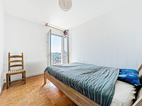 Appartement 2 pièces à Marseille 13013, lumineux, vue dégagée