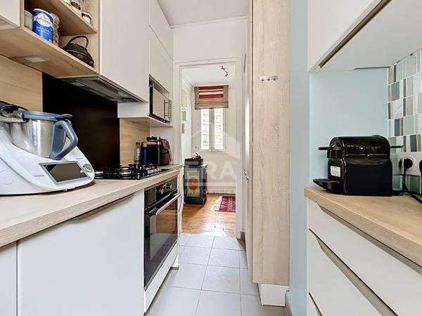 Appartement Paris 2 pièces 44 m2 DAUMESNIL