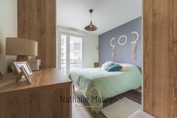 2 pièces en état neuf avec terrasse couverte et garage