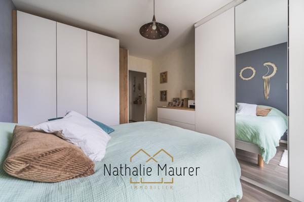 2 pièces en état neuf avec terrasse couverte et garage