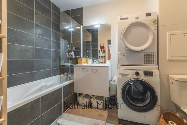 2 pièces en état neuf avec terrasse couverte et garage