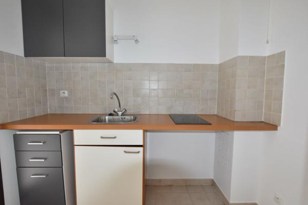 STUDIO - TERRASSE - JARDIN - CAVE