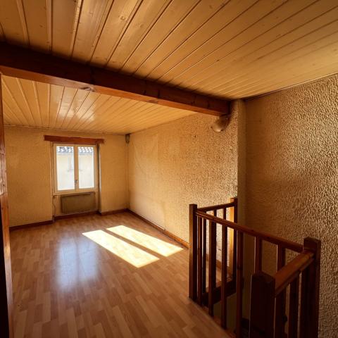 Maison
         4 pièces
        - 67 m² 159 000 € *