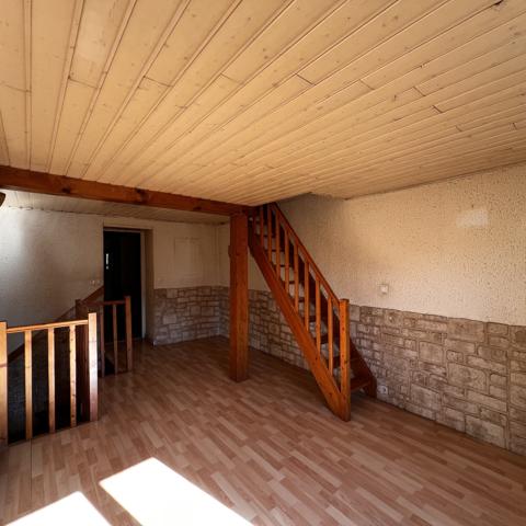 Maison
         4 pièces
        - 67 m² 159 000 € *