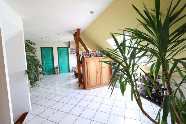 Grande maison 200m2 comprenant deux appartements, terrain 8,07 ares