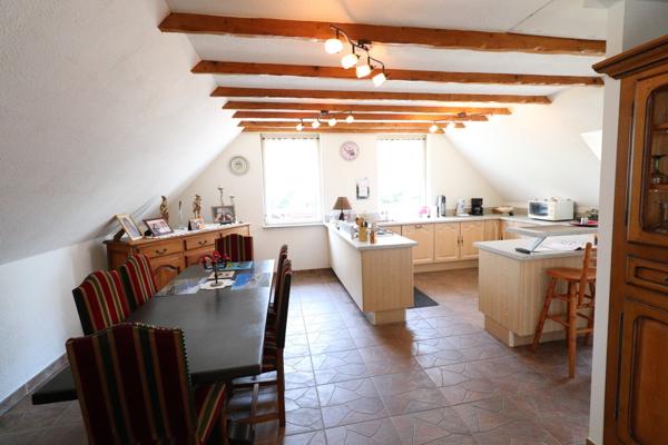 Grande maison 200m2 comprenant deux appartements, terrain 8,07 ares