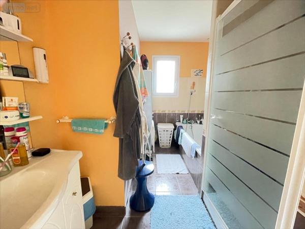 Maison à vendre à Saint-Xandre en Charente-Maritime (17138), ref : 17112-385