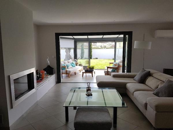 Maison à louer  3 pièces • 145,49 m2 Blagnac