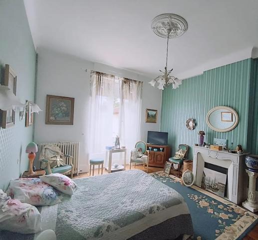 Maison 250m² située à BOURBONNE-LES-BAINS