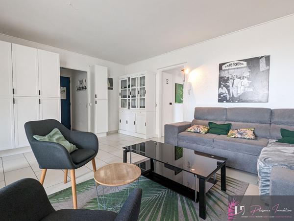 LA ROCHELLE / APPARTEMENT T3 FACE AU PORT DE PLAISANCE  La rochelle