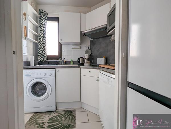 LA ROCHELLE / APPARTEMENT T3 FACE AU PORT DE PLAISANCE  La rochelle