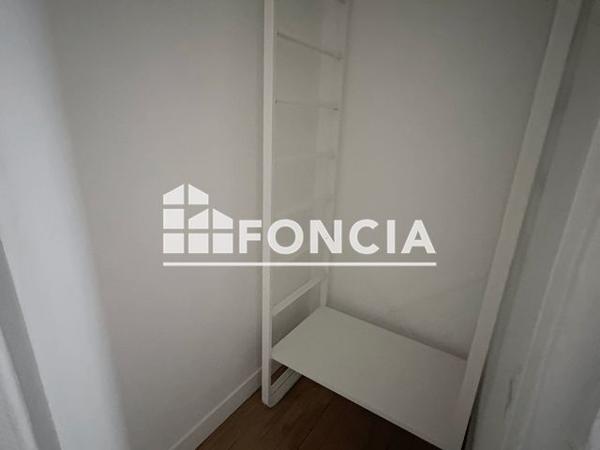 Location Appartement 2 pièces 25.51 m² - 12 RUE DE L'AMIRAL ROUSSIN Paris 75015