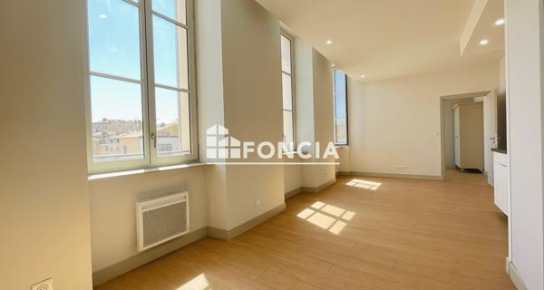 Location Appartement 2 pièces 41.6 m² - Toulon 83000