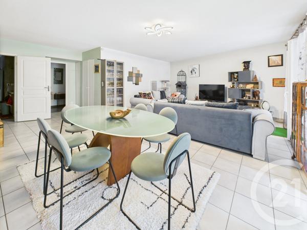 Appartement F4 à vendre  5 pièces - 114,67 m2 GRADIGNAN - 33