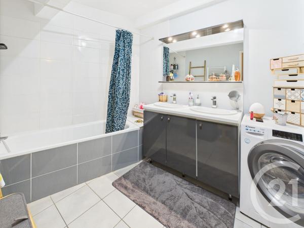 Appartement F4 à vendre  5 pièces - 114,67 m2 GRADIGNAN - 33