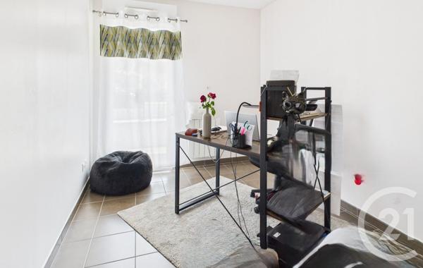 Appartement F4 à vendre  5 pièces - 114,67 m2 GRADIGNAN - 33