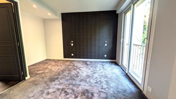 ACHAT-VENTE LAVAL Appartement de 180 m² QUARTIER GARE - CENTRE VILLE