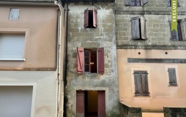 Vente Maison de village à rénover à rénover Tombeboeuf   