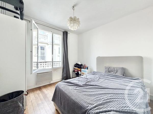 Appartement F3 à vendre  3 pièces - 46,06 m 2   PARIS  - 75019