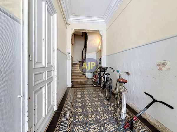 Appartement à vendre Bordeaux - 2 pièces, 50m² avec 1 chambre(s) à 180 000€ - AJP ACTEA Talence