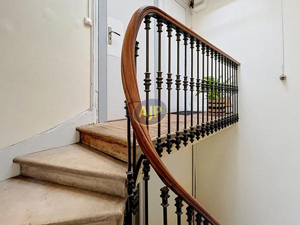 Appartement à vendre Bordeaux - 2 pièces, 50m² avec 1 chambre(s) à 180 000€ - AJP ACTEA Talence