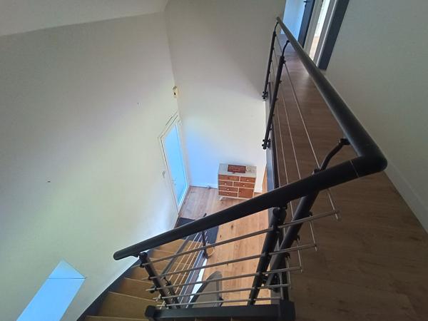 Magnifique longère aux belles prestations située dans un secteur privilégié de Saint Avé et aux portes de Vannes