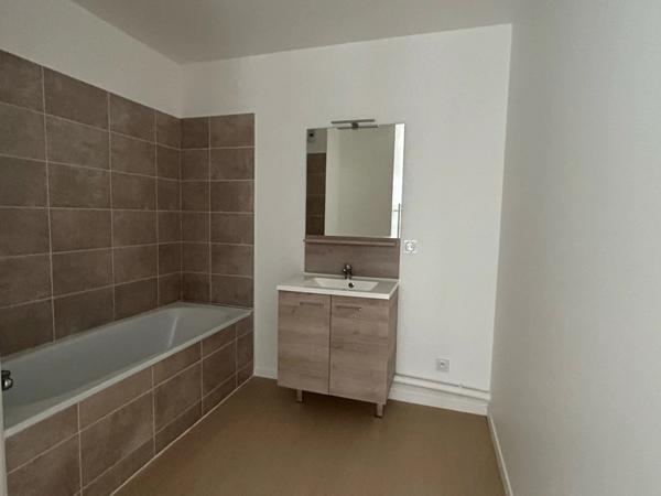 Location Appartement 3 pièces 62 m2 à Chartres