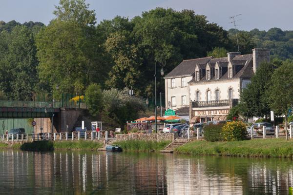 Hôtel-Restaurant-Bar de 720m2 au bord du Blavet
