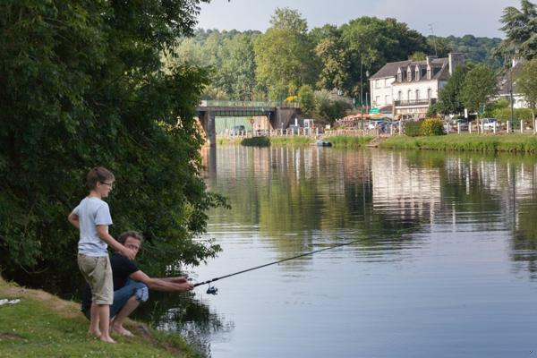 Hôtel-Restaurant-Bar de 720m2 au bord du Blavet