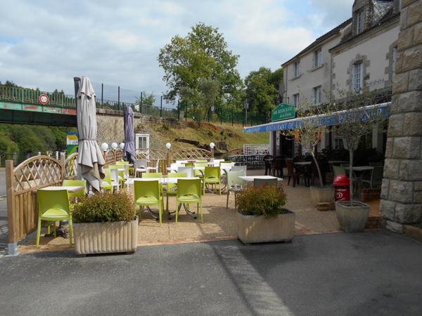 Hôtel-Restaurant-Bar de 720m2 au bord du Blavet